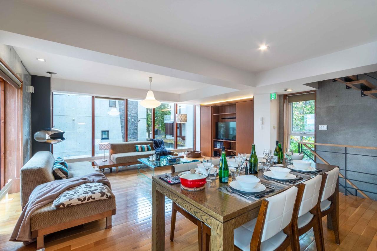 Vila Asanagi By H2 Life Kutčan Exteriér fotografie